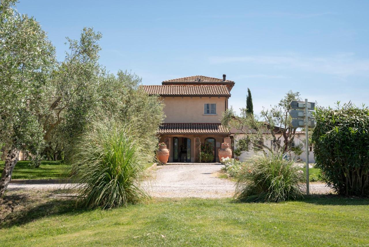 Guadalupe Tuscany Resort Braccagni Bagian luar foto